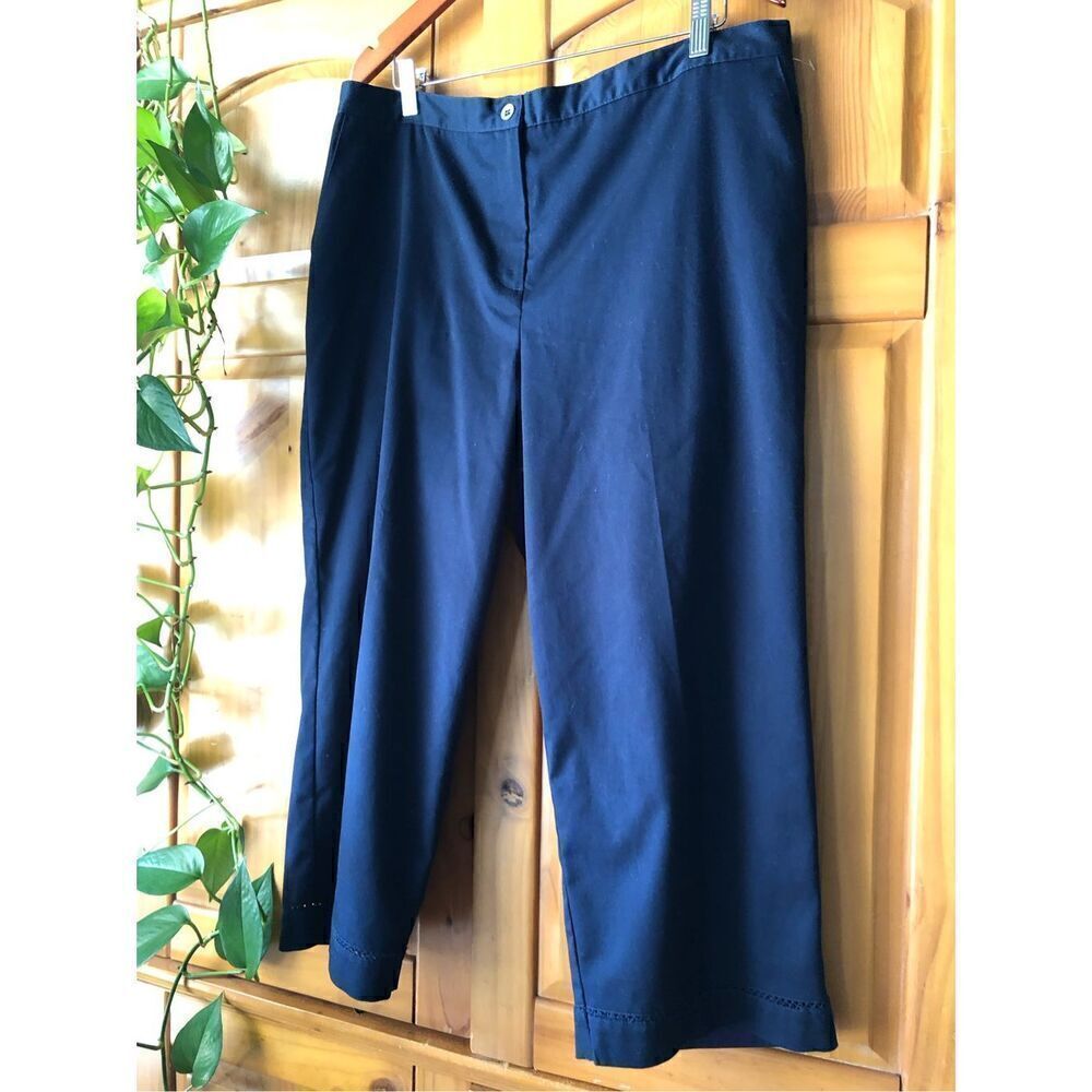 Samantha Grey Capri Pant Relaxed Fit NWT Size 18